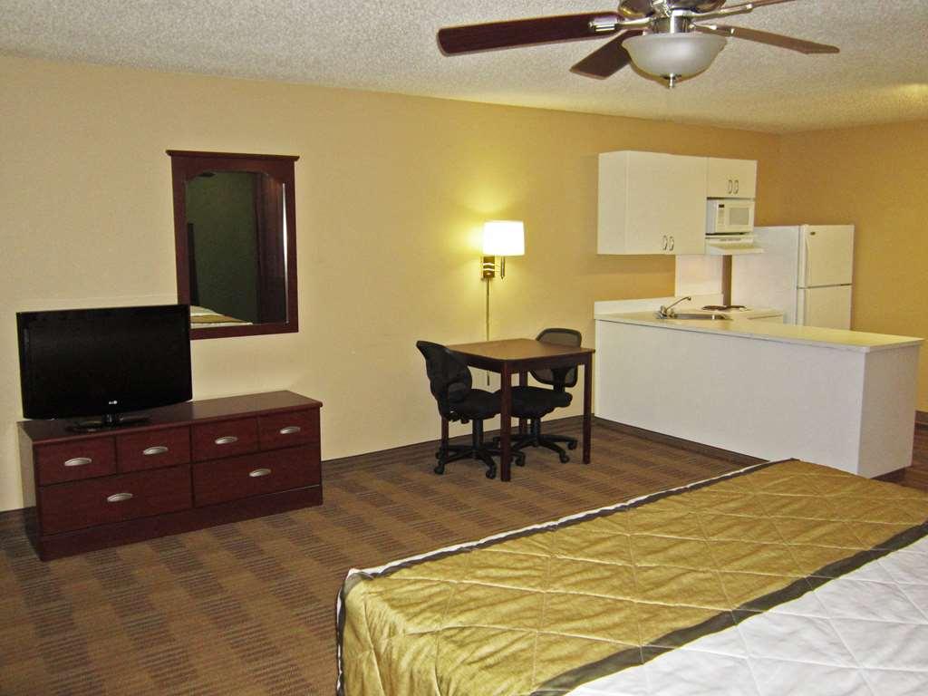 Extended Stay America Select Suites - Jacksonville - Lenoir Avenue East Room photo
