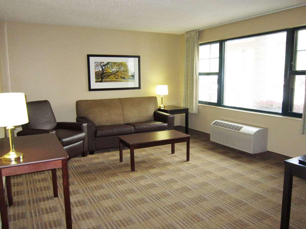 Extended Stay America Select Suites - Jacksonville - Lenoir Avenue East Room photo