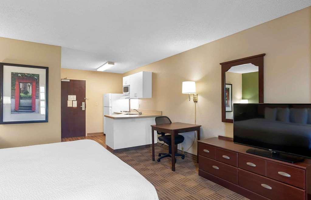 Extended Stay America Select Suites - Jacksonville - Lenoir Avenue East Room photo
