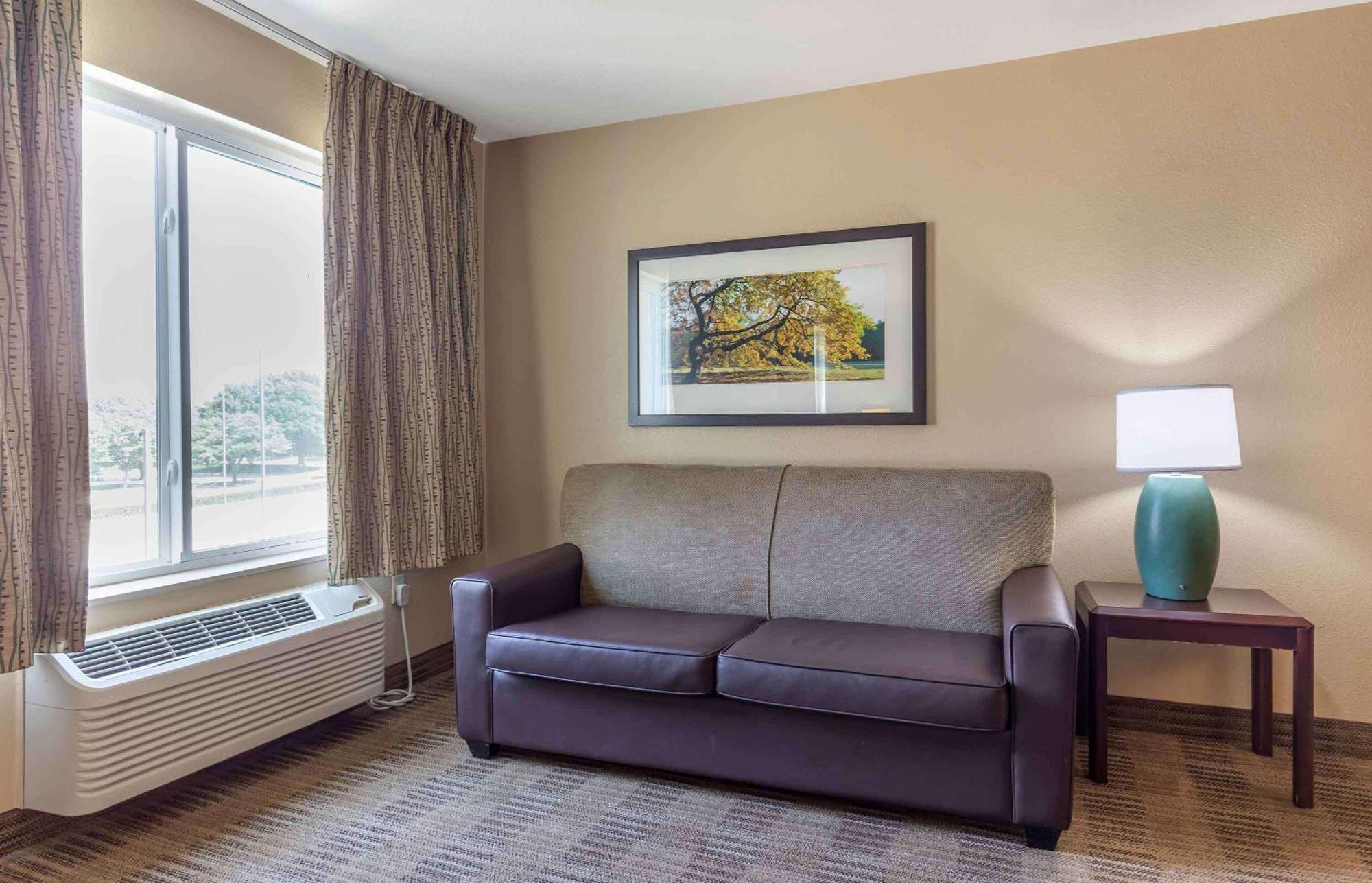 Extended Stay America Select Suites - Jacksonville - Lenoir Avenue East Exterior photo